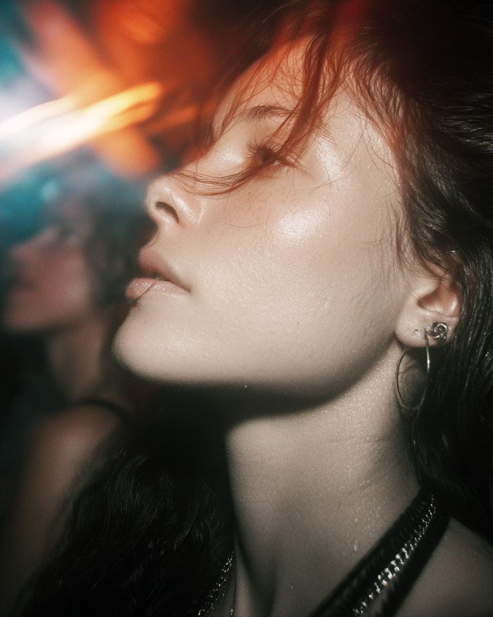 En kvinna som tränar.